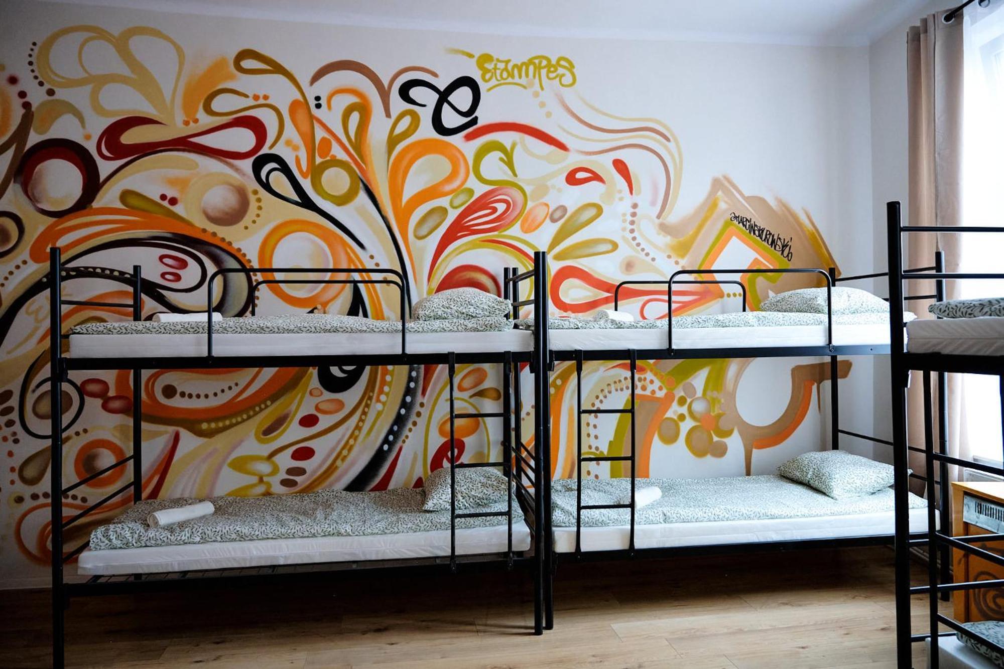 Hostel Graffiti Krakow Dış mekan fotoğraf