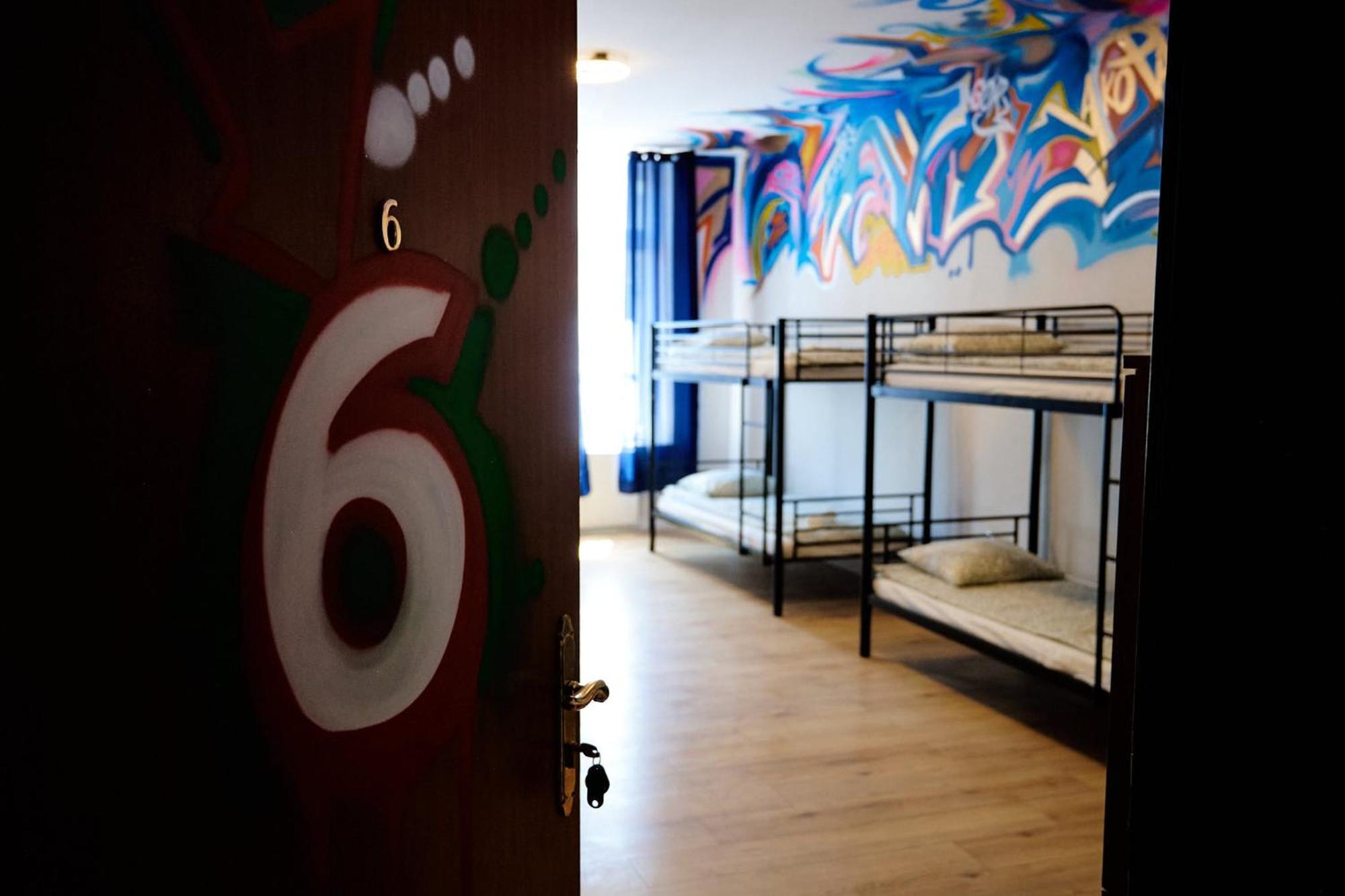 Hostel Graffiti Krakow Dış mekan fotoğraf