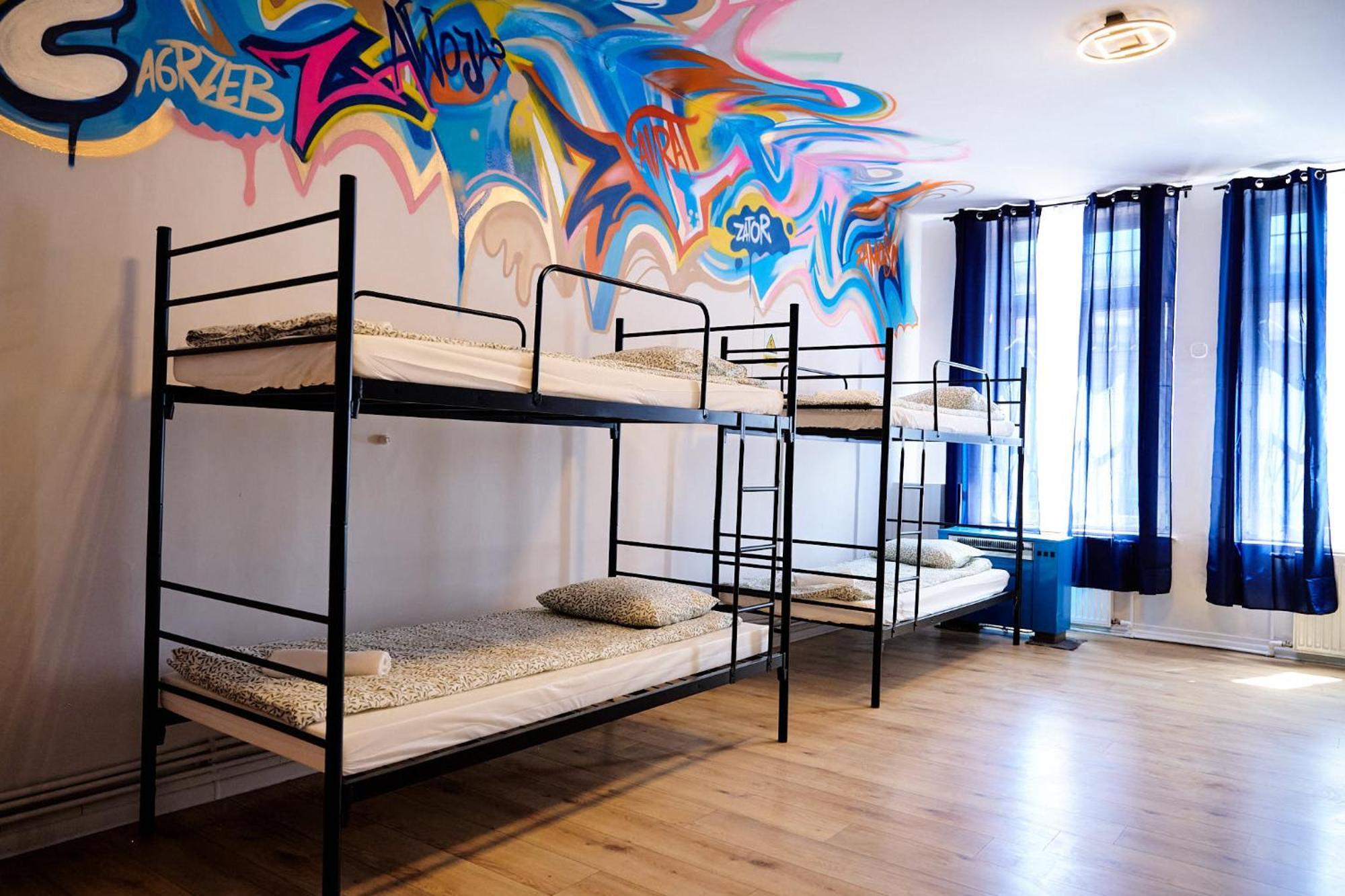 Hostel Graffiti Krakow Dış mekan fotoğraf