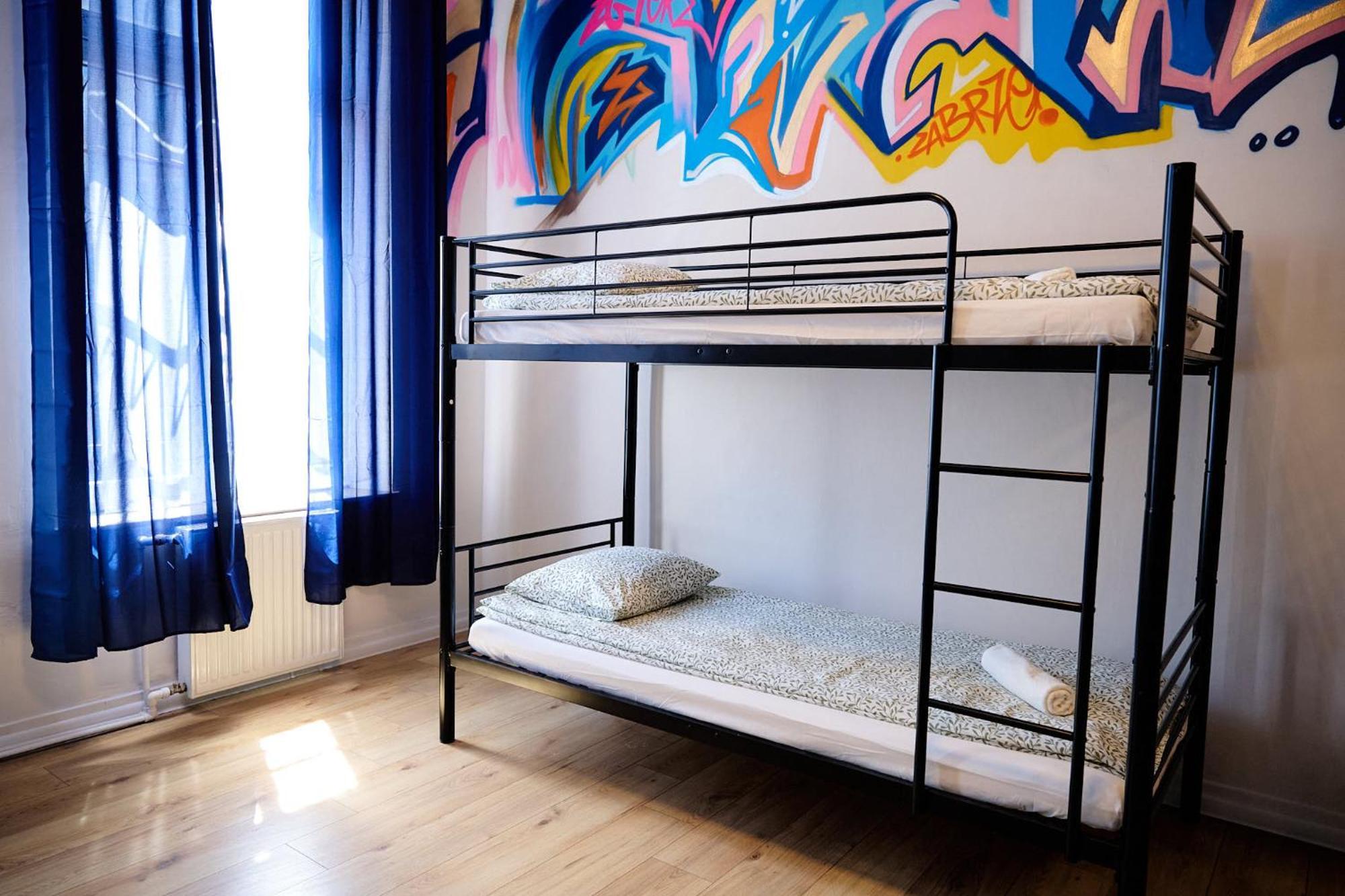 Hostel Graffiti Krakow Dış mekan fotoğraf