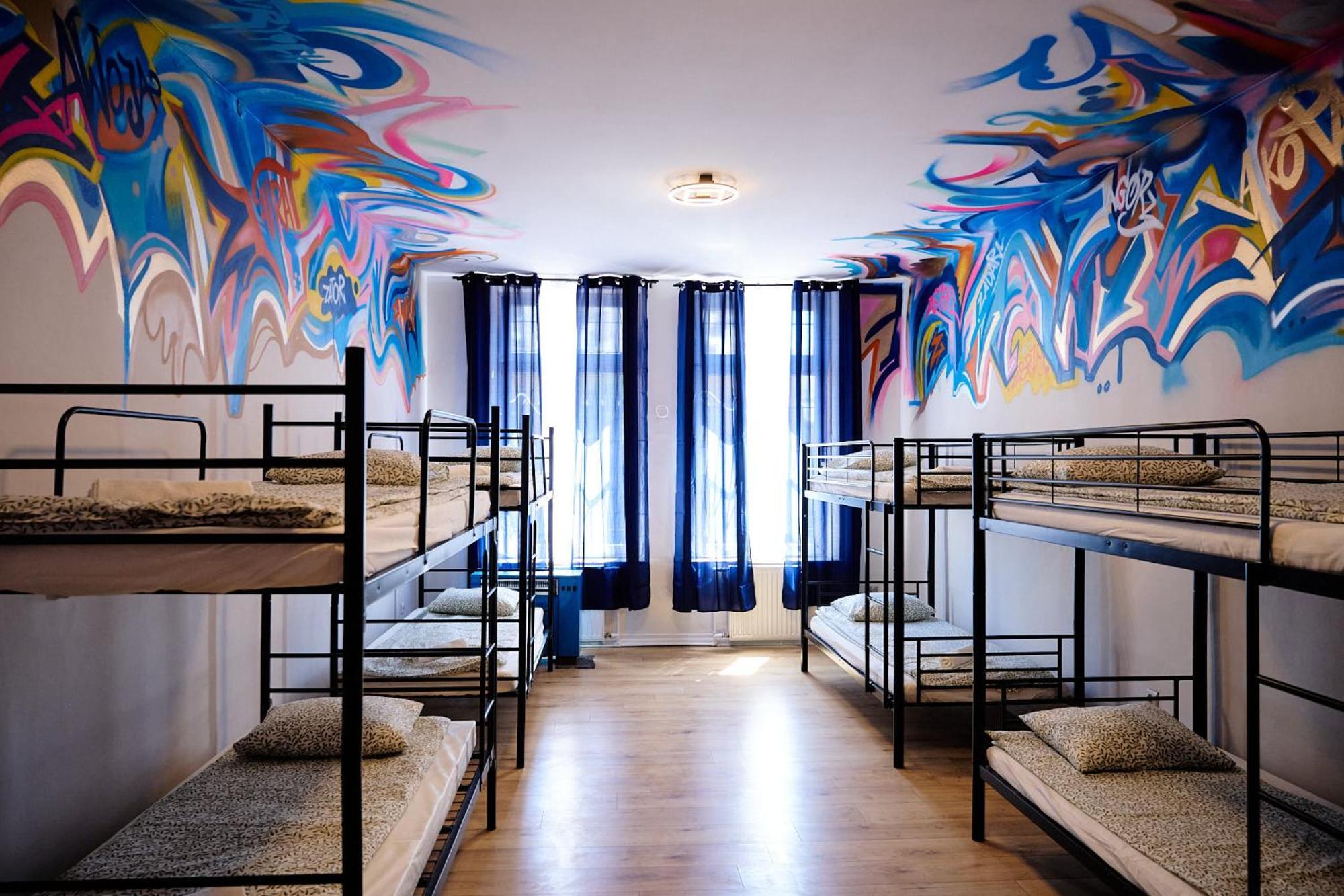 Hostel Graffiti Krakow Dış mekan fotoğraf
