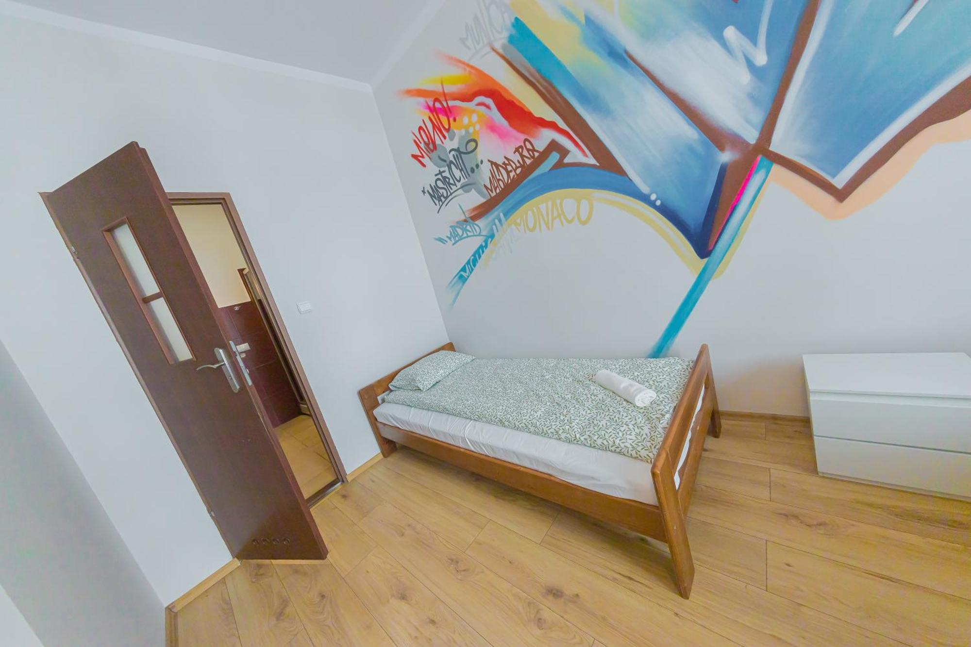 Hostel Graffiti Krakow Dış mekan fotoğraf