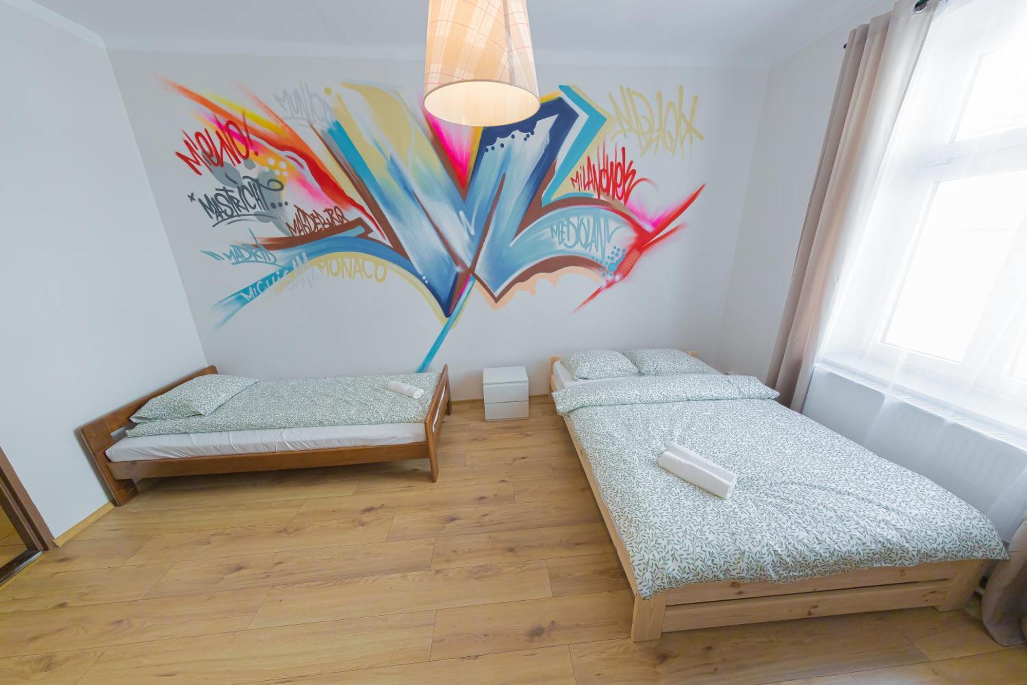 Hostel Graffiti Krakow Dış mekan fotoğraf