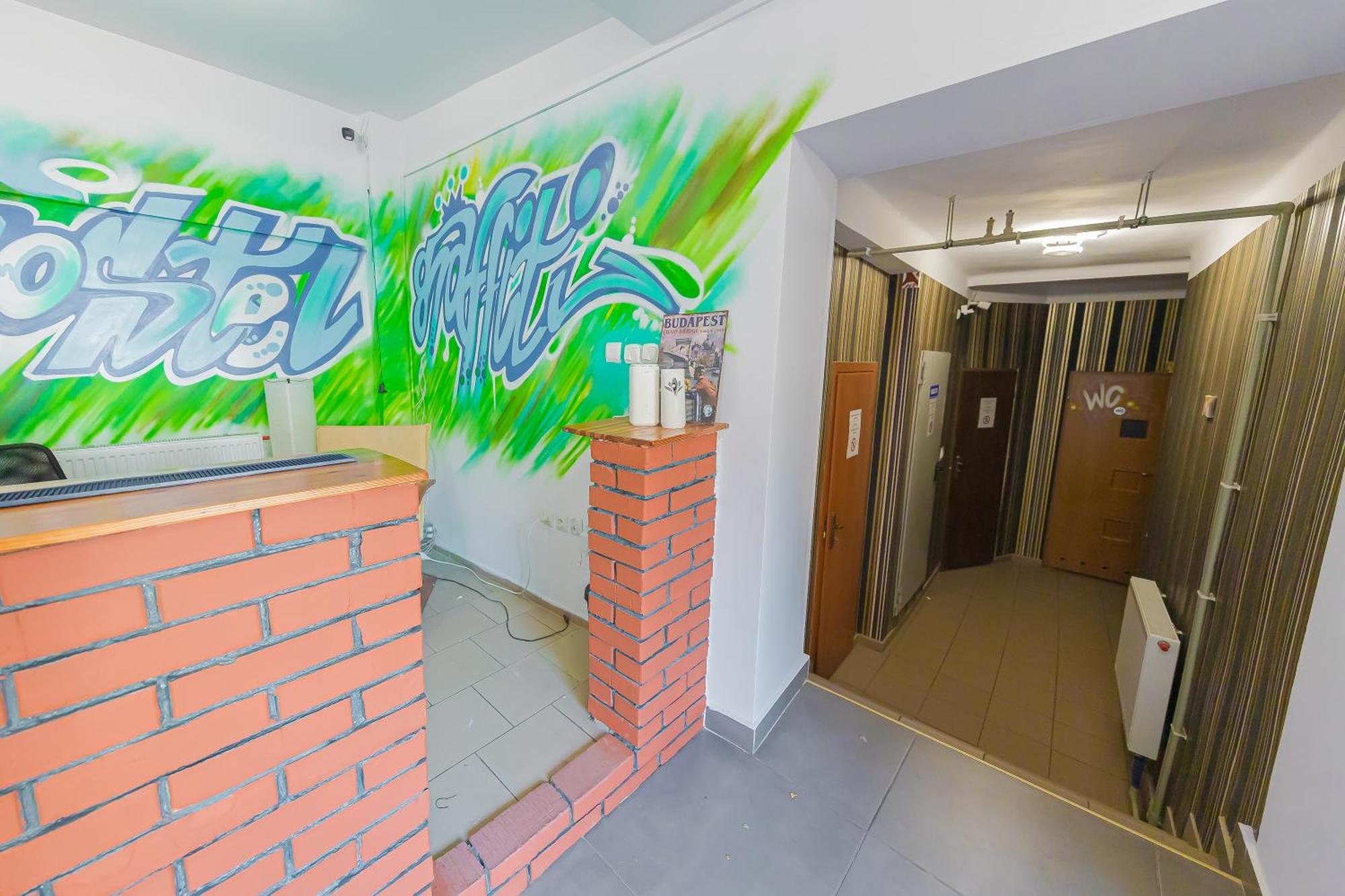 Hostel Graffiti Krakow Dış mekan fotoğraf