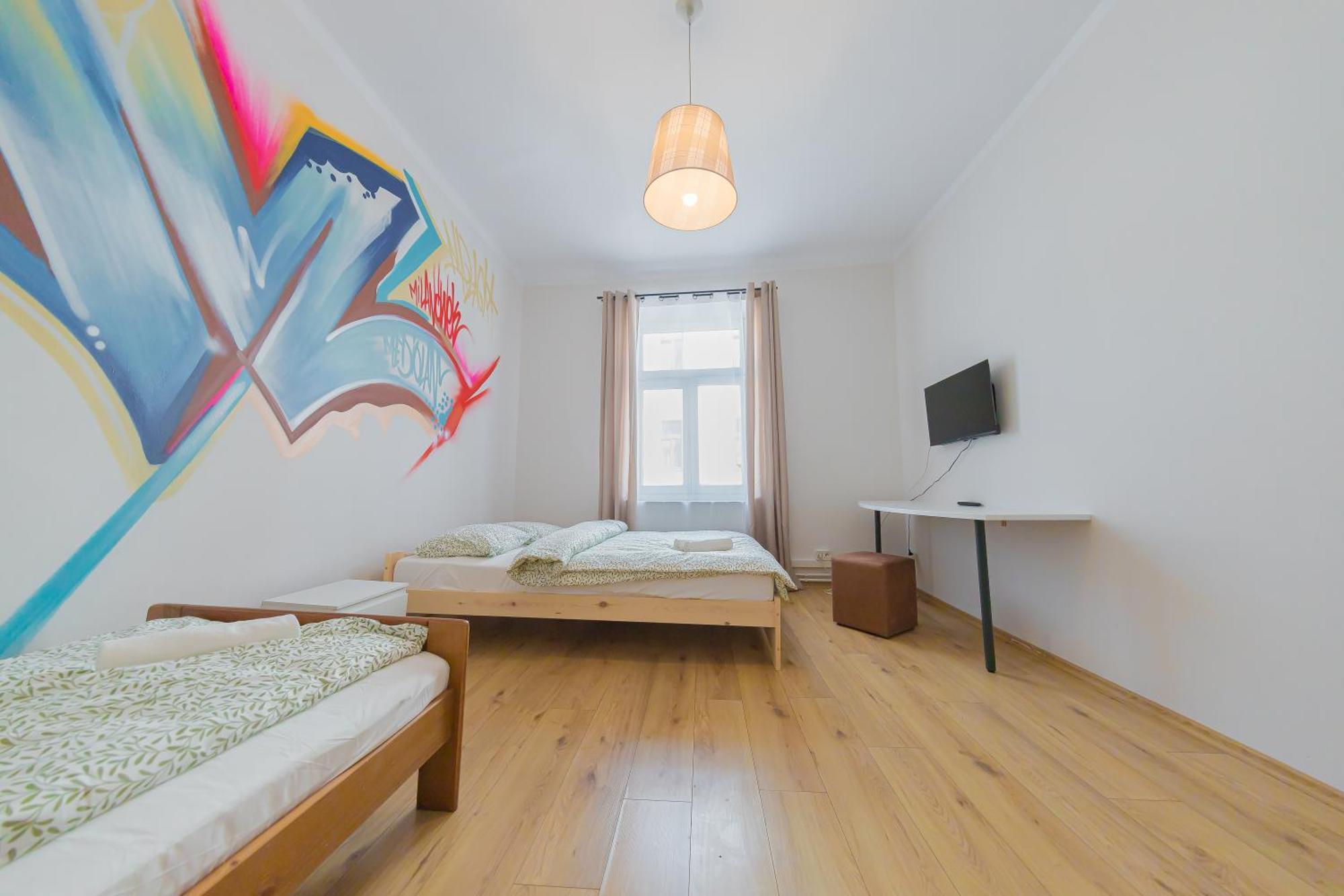 Hostel Graffiti Krakow Dış mekan fotoğraf