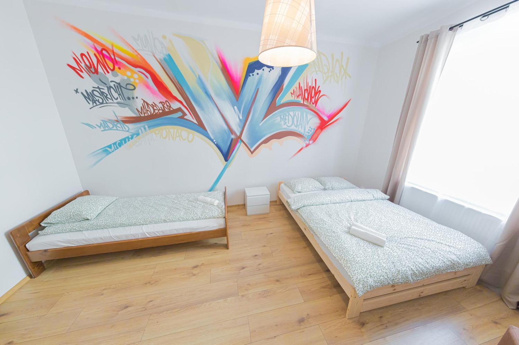 Hostel Graffiti Krakow Dış mekan fotoğraf