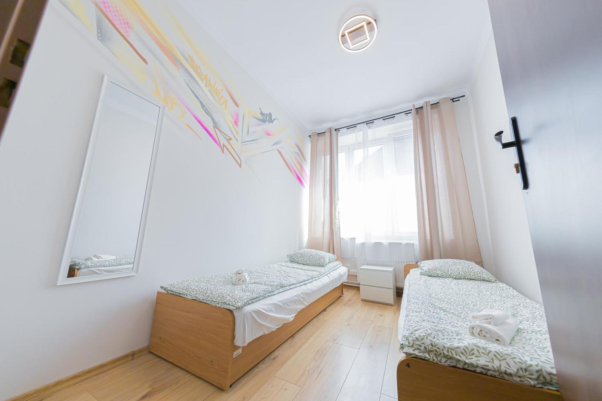 Hostel Graffiti Krakow Dış mekan fotoğraf