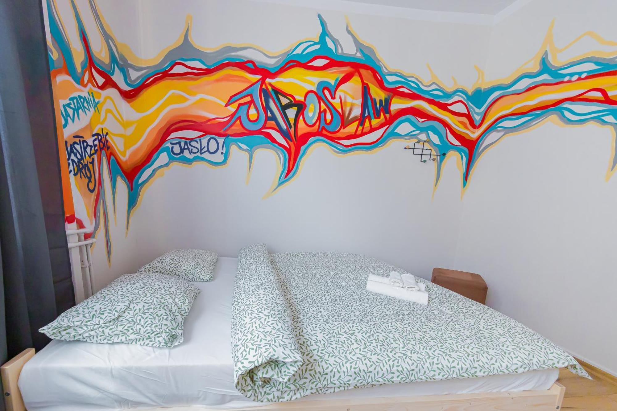 Hostel Graffiti Krakow Dış mekan fotoğraf